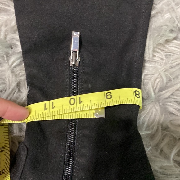 MARC FISHER TALL BOOTS. SIZE 6. - Picture 8 of 11